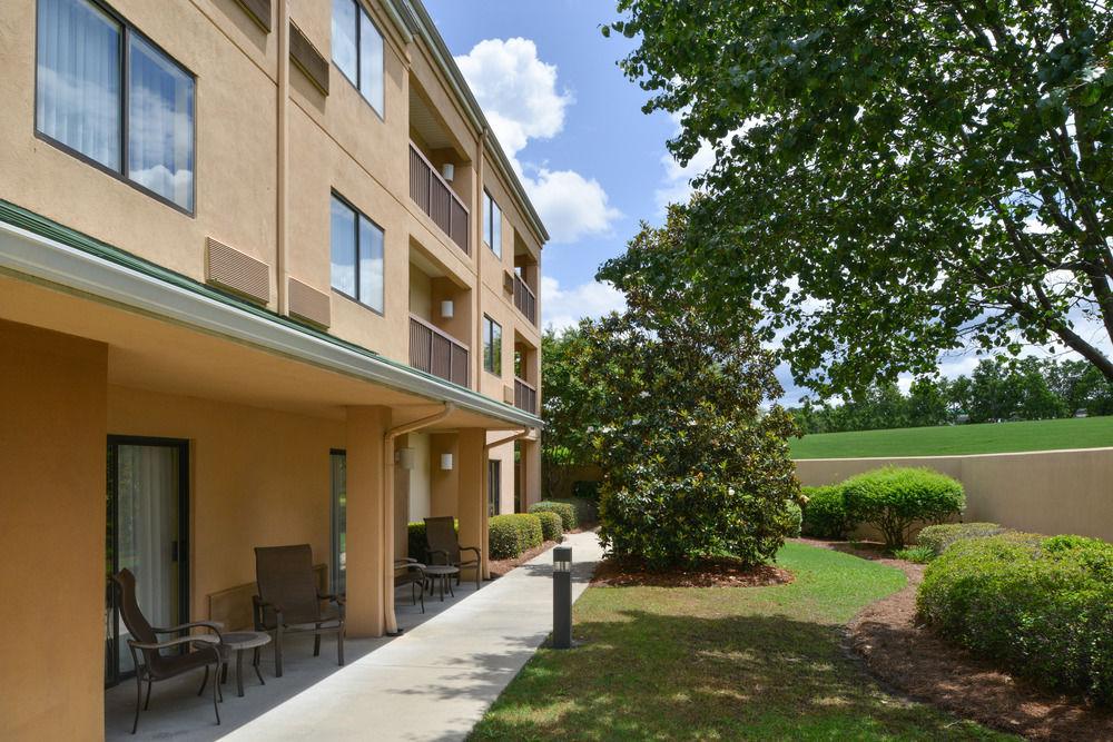 Courtyard By Marriott Columbia Northeast/Fort Jackson Area Exterior photo