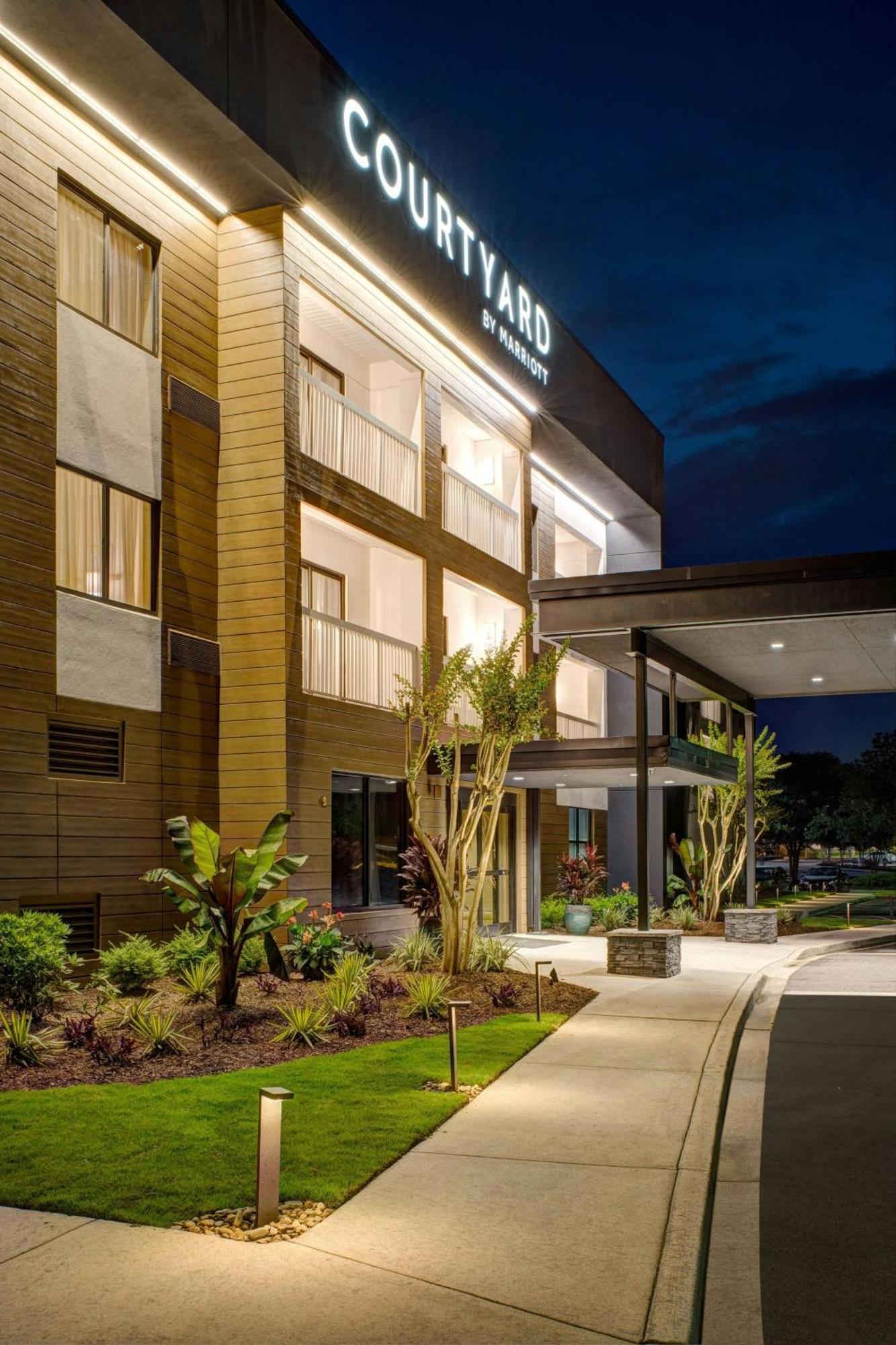Courtyard By Marriott Columbia Northeast/Fort Jackson Area Exterior photo