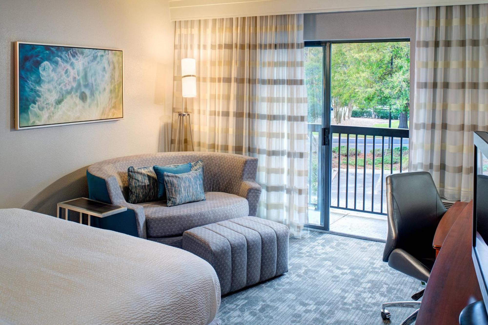Courtyard By Marriott Columbia Northeast/Fort Jackson Area Exterior photo