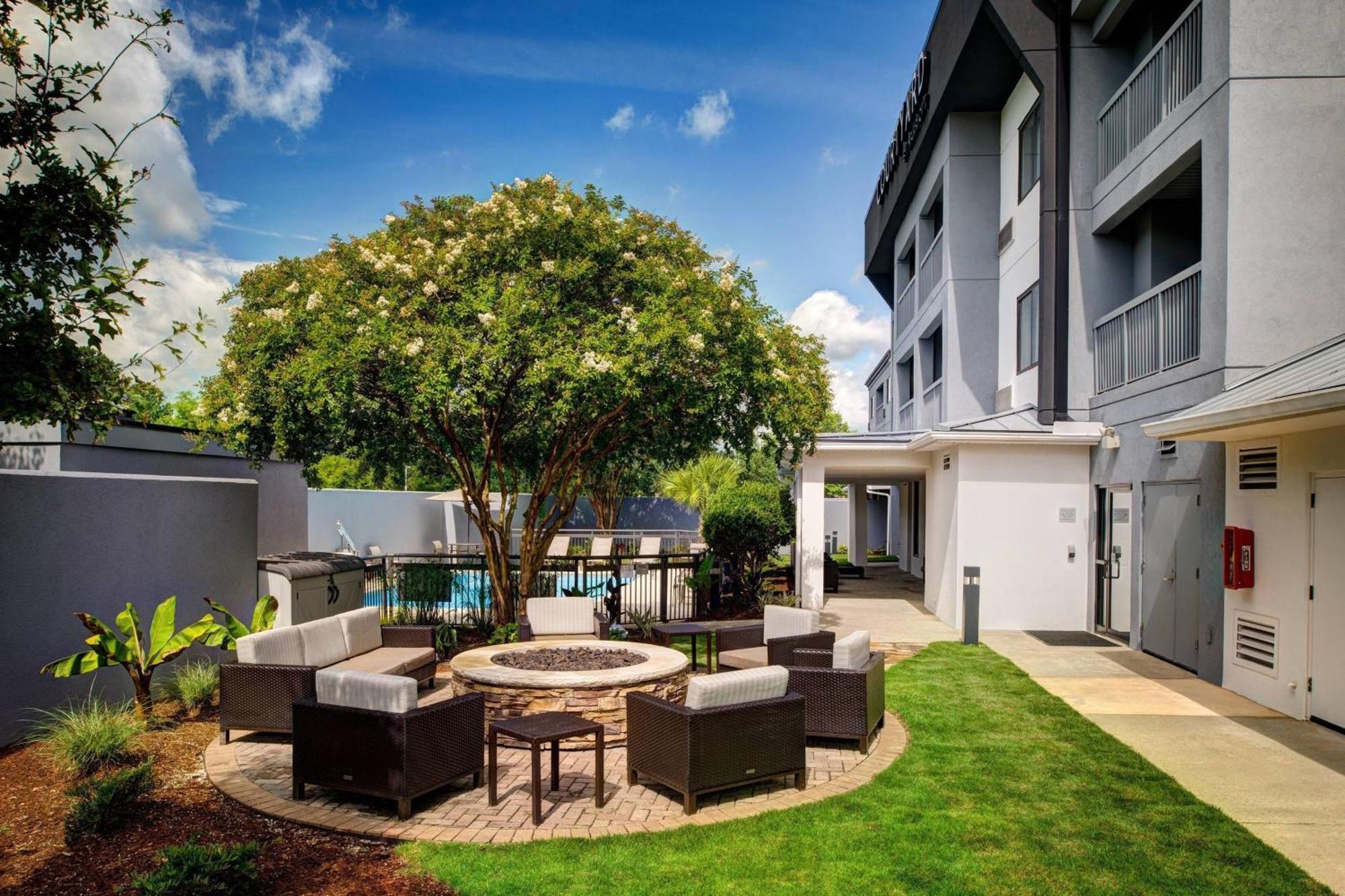 Courtyard By Marriott Columbia Northeast/Fort Jackson Area Exterior photo